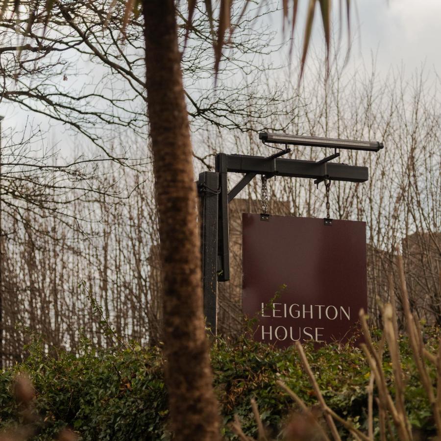 Leighton House - Boutique Guesthouse Bath Zewnętrze zdjęcie Leighton House sign