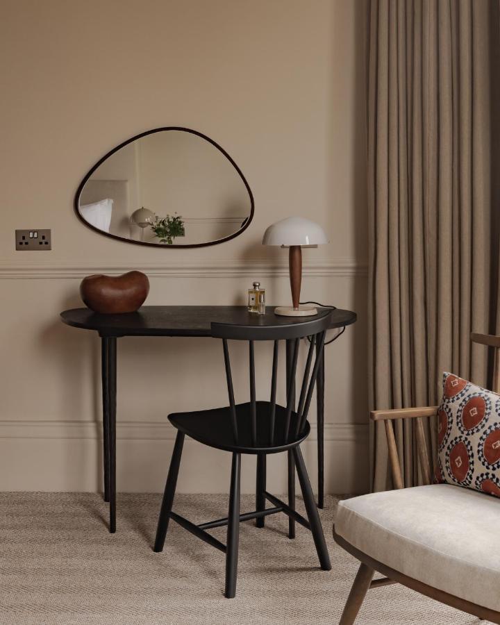 Leighton House - Boutique Guesthouse Bath Zewnętrze zdjęcie A contemporary dressing table