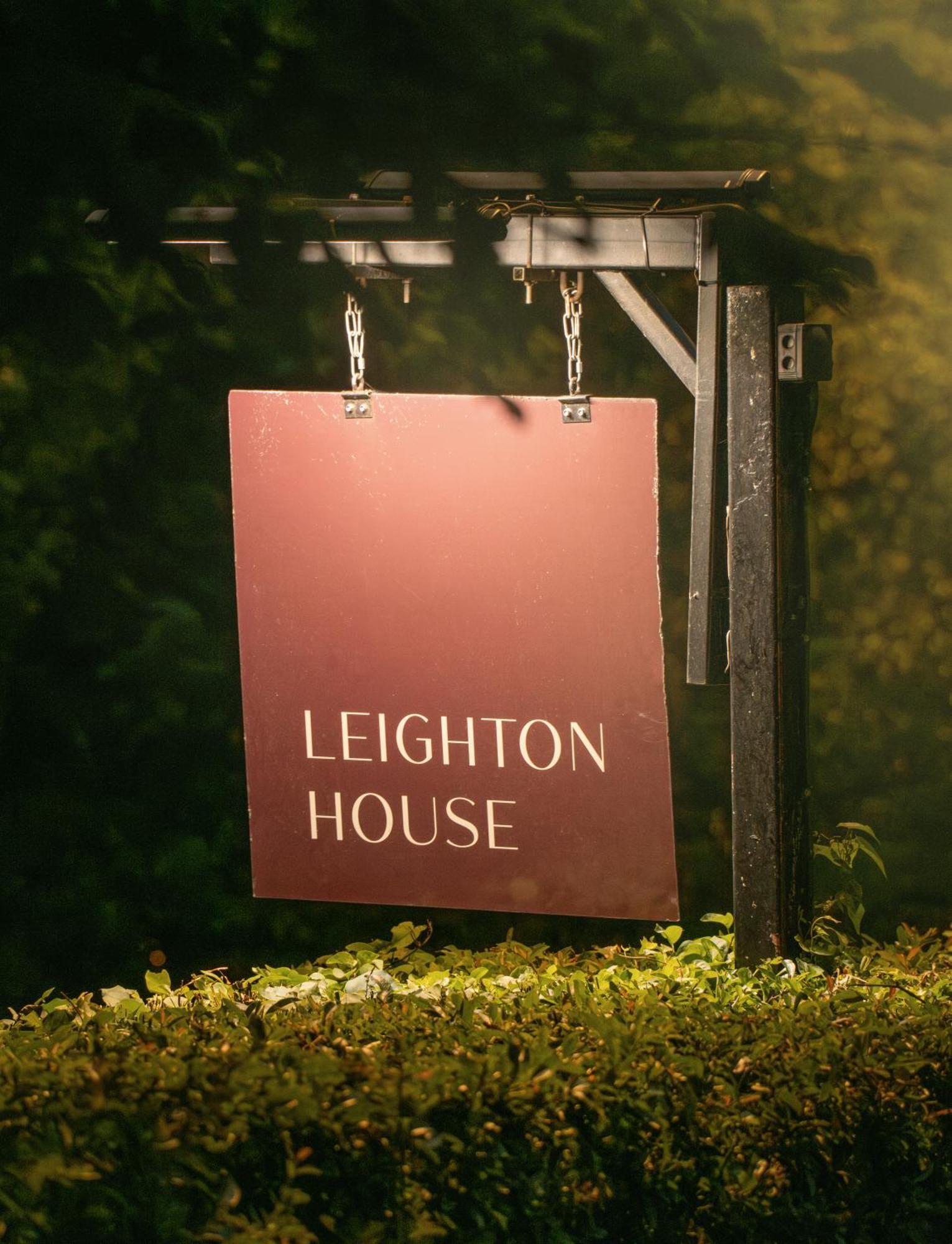Leighton House - Boutique Guesthouse Bath Zewnętrze zdjęcie Leighton House sign