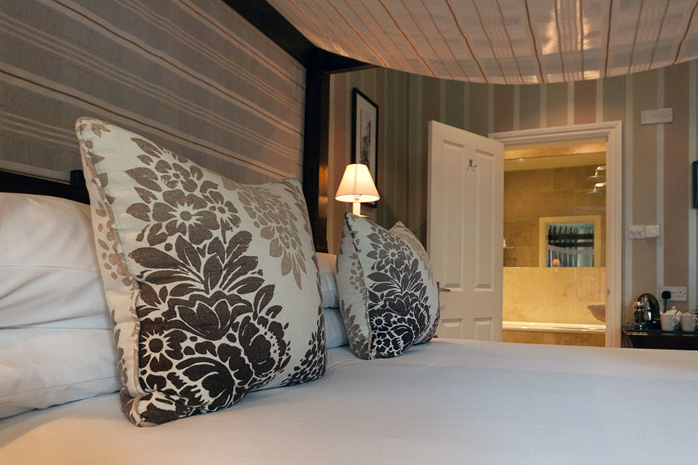 Leighton House - Boutique Guesthouse Bath Zewnętrze zdjęcie A bedroom at the hotel